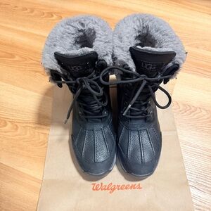 Ugg Adirondack III Boot Waterproof Black Booties